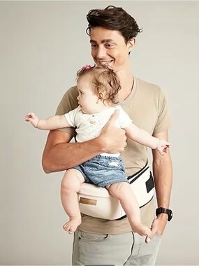Baby Hip Seat Carrier in Black - Comfortable Hands-Free Support